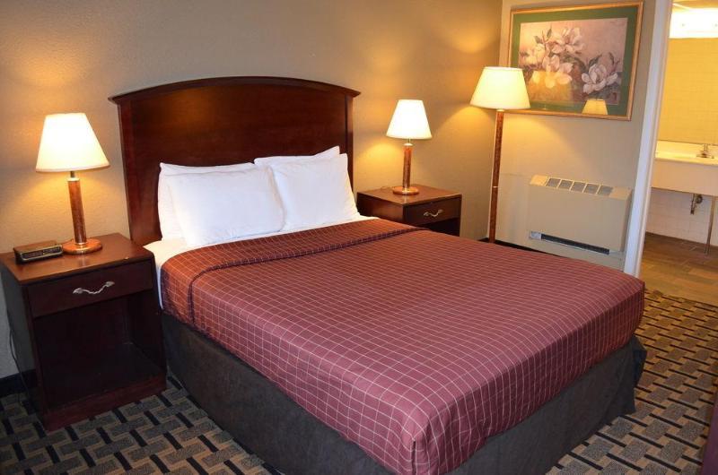 Shorecrest Motor Inn ดีทรอยต์ ภายนอก รูปภาพ